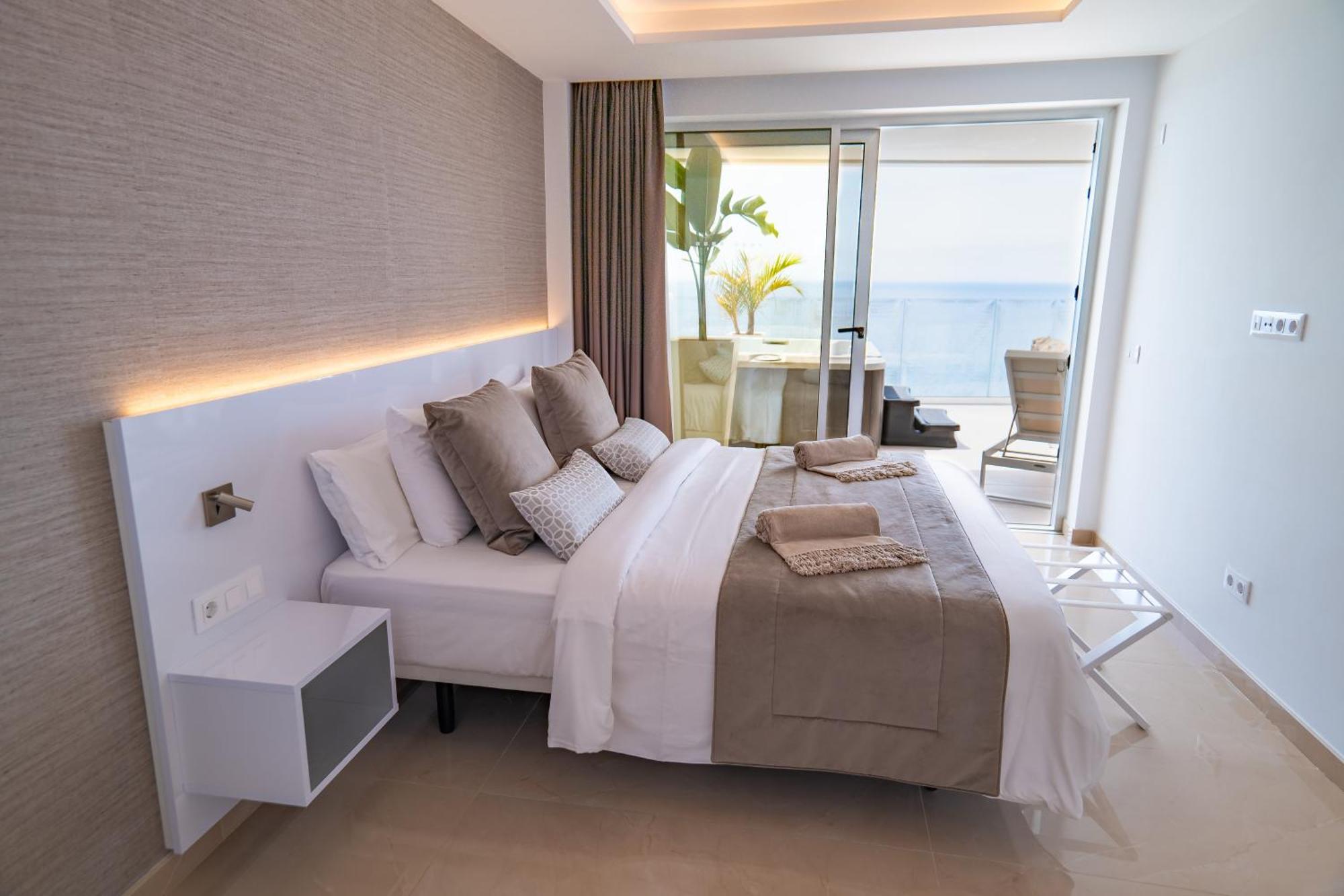 Grand Horizon Luxury Boutique Apartments Puerto Rico  Esterno foto