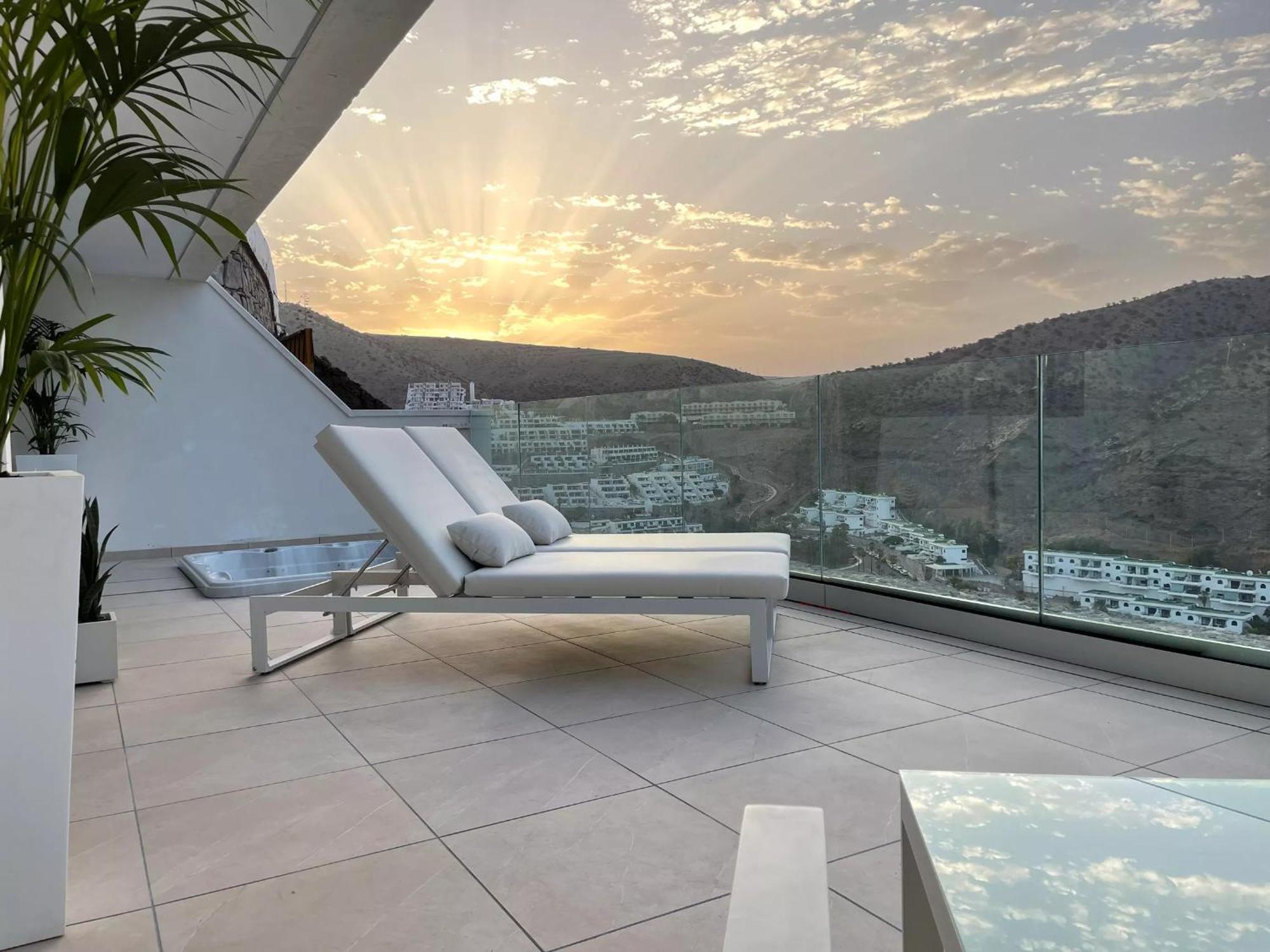 Grand Horizon Luxury Boutique Apartments Puerto Rico  Esterno foto