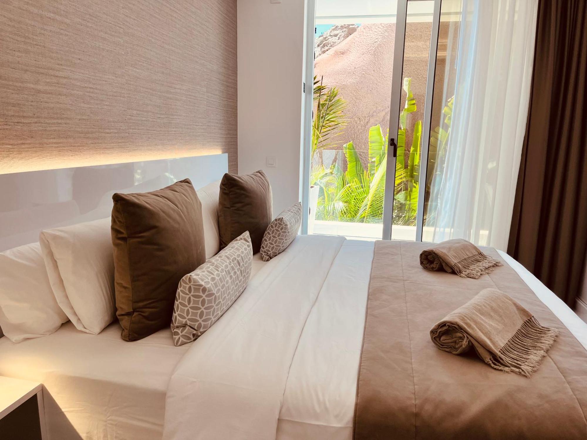 Grand Horizon Luxury Boutique Apartments Puerto Rico  Camera foto